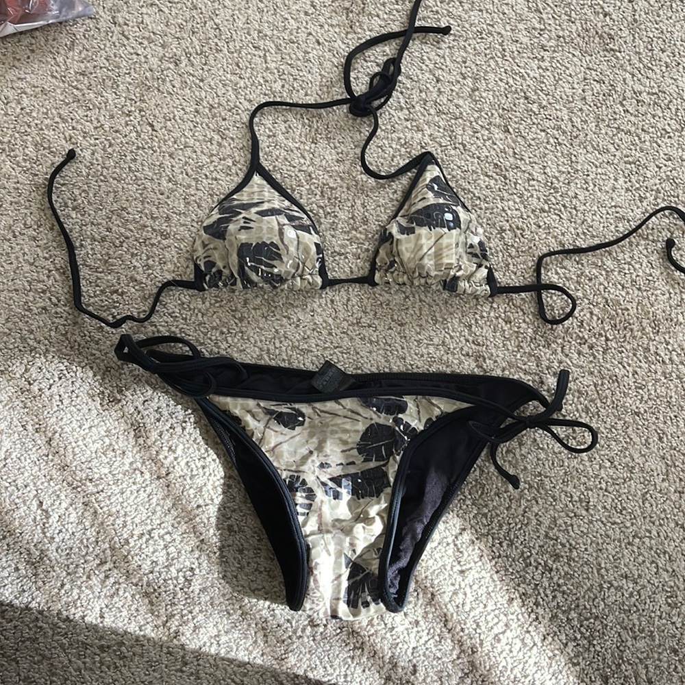 Plumeria Swimwear bikini! Gently used!